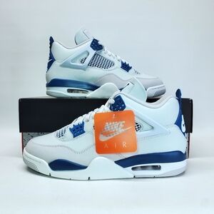 Air Jordan Retro 4